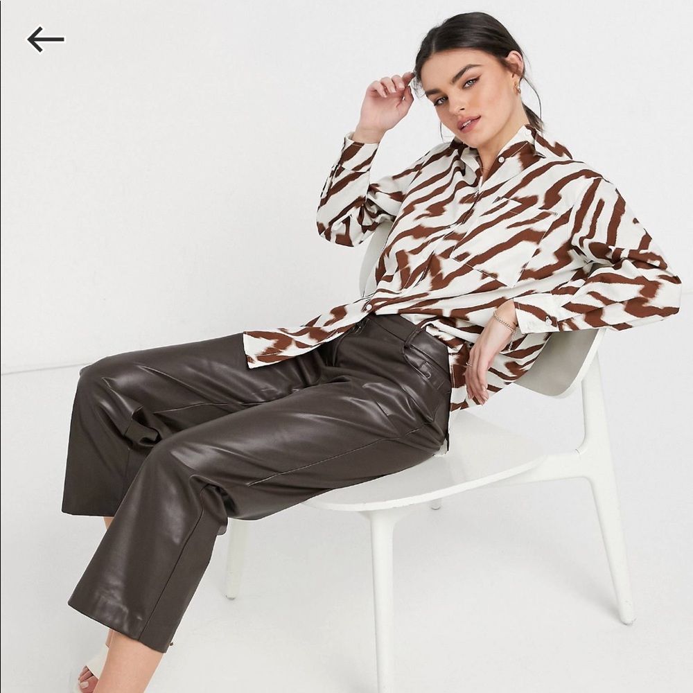 Oversized tiger print button shirt with collar